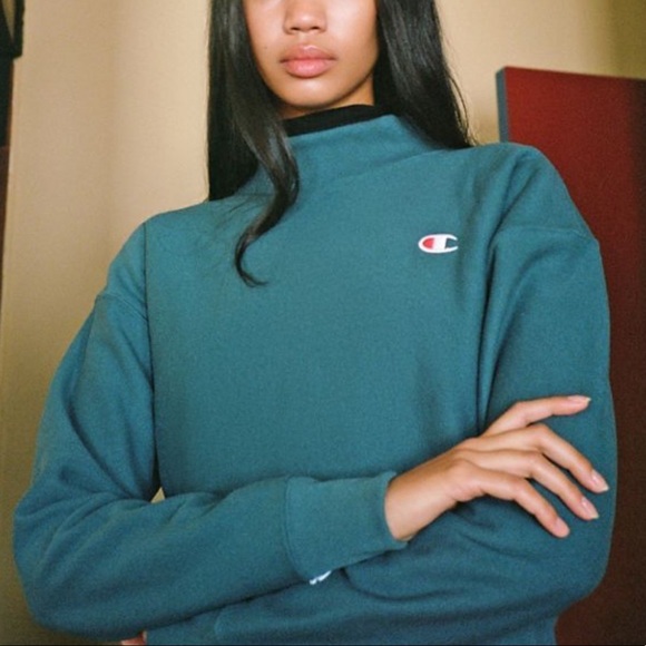 UO Champion Reverse Weave Mock Neck - Picture 4 of 4